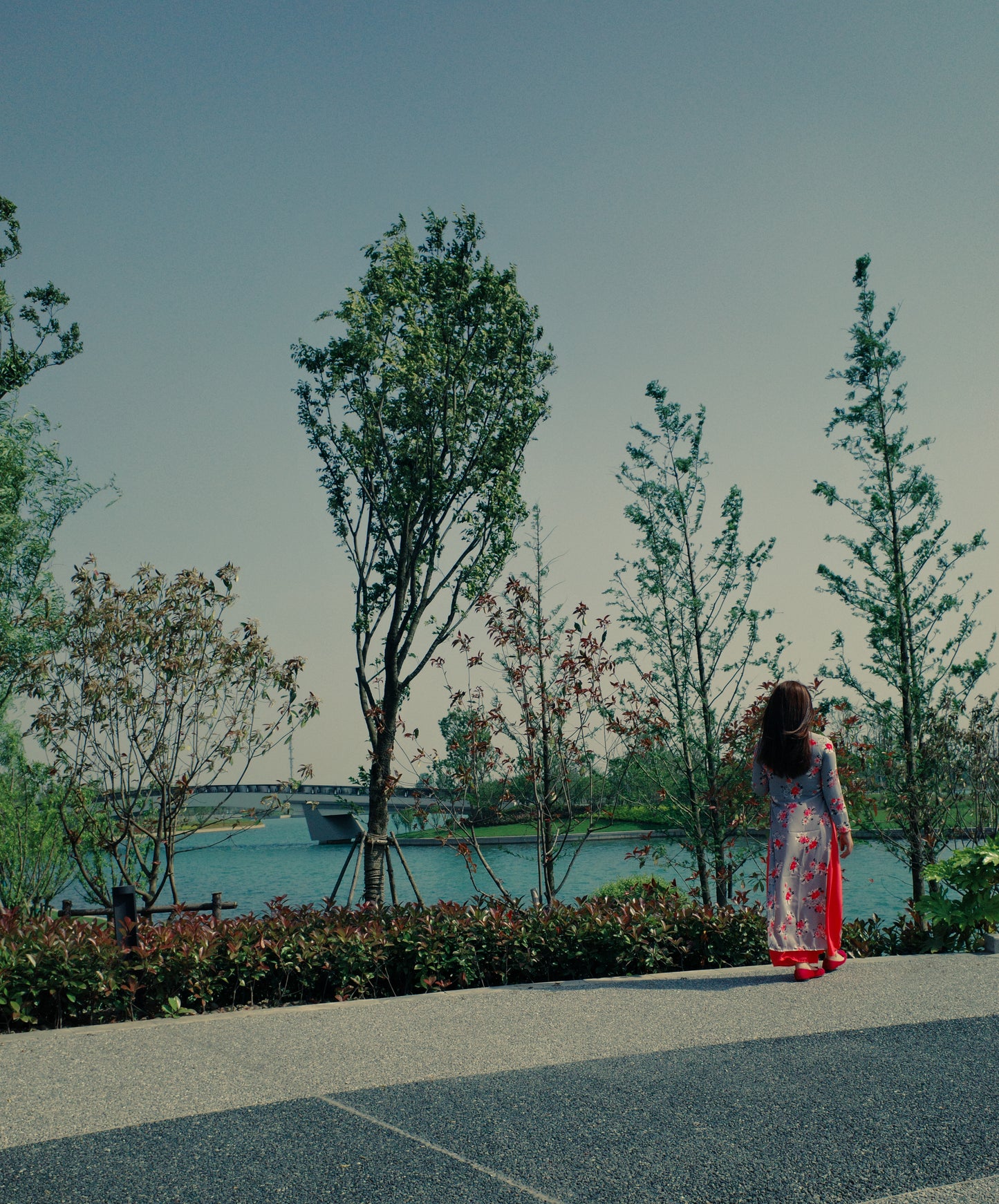 Raglan-Sleeve áo dài with diagonal placket and zipper PDF sewing Pattern