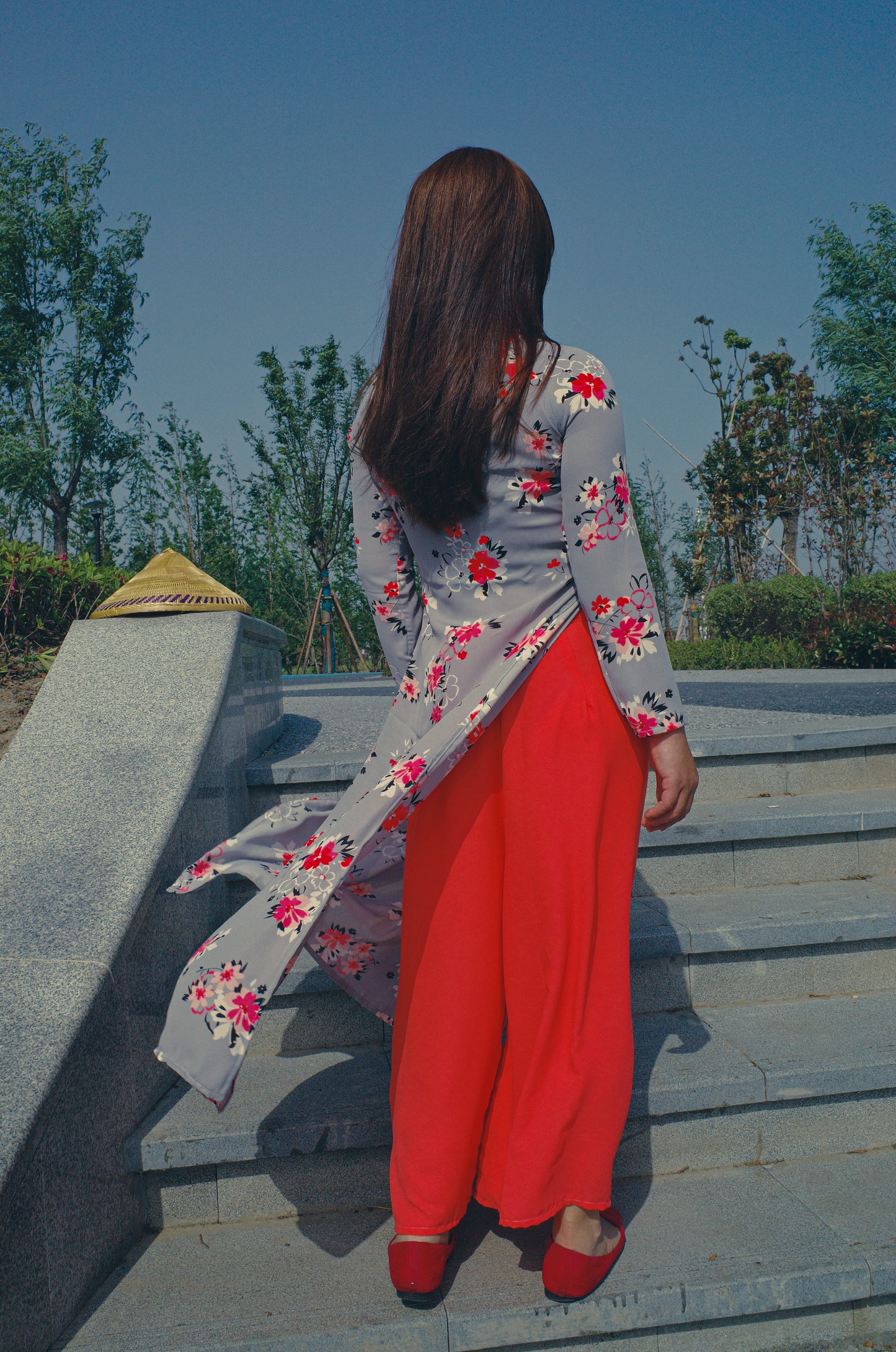 Raglan-Sleeve áo dài with diagonal placket and zipper PDF sewing Pattern